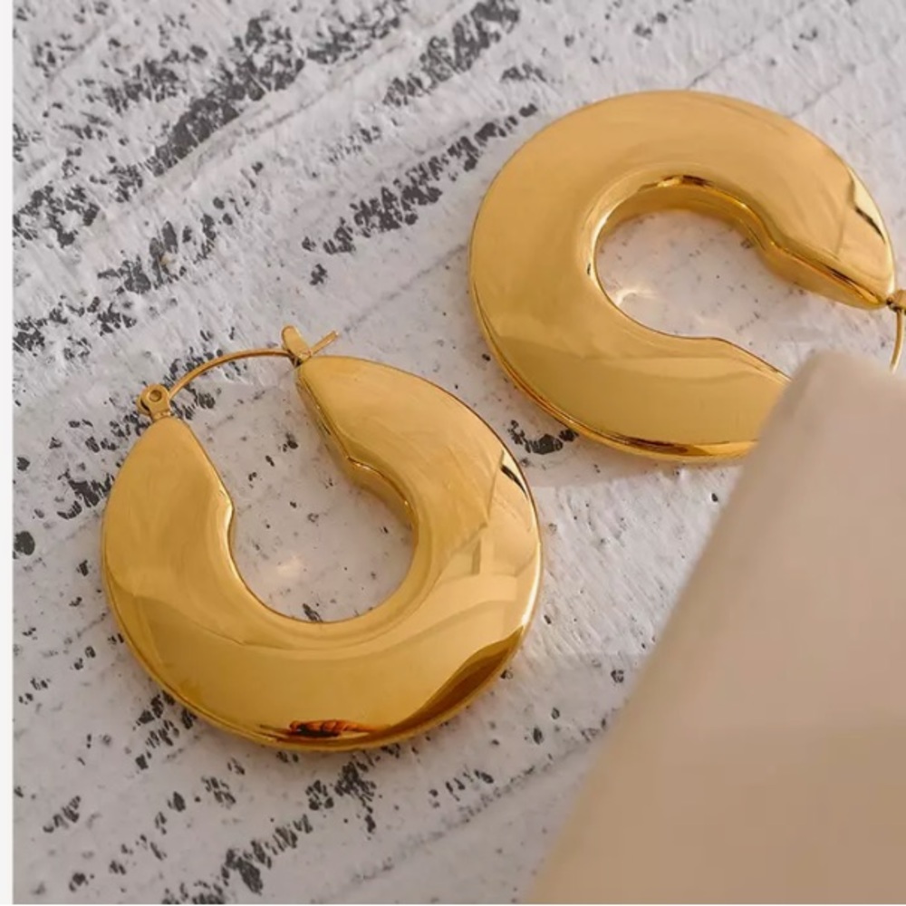 18k Gold Plated Titaium Handcrafted Minimalist Earrings 2.5” - Picture 6 of 11